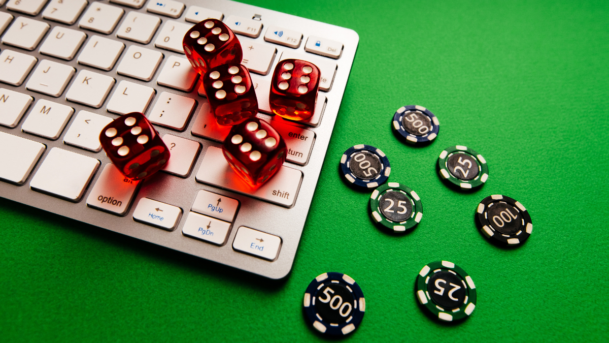 Online Casino, Place To Get And Enjoy All The Amazing Action